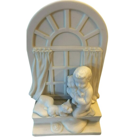 Vintage Ceramic Boy & Girl With Cats Bookends - Arched Window Design White 2 Pc - Picture 4 of 7